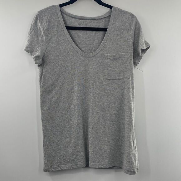 3For$20 Caslon Gray Tee size Small - Picture 1 of 5
